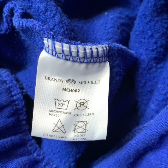 Brandy Melville Sweatpants - Picture 4 of 10